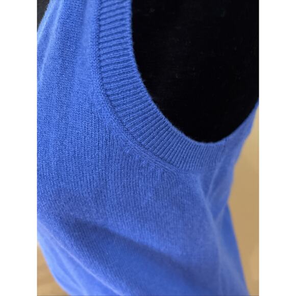 Talbots Sweater Womens sz M Cashmere Pullover Sleeveless Knit Vest New royal blu - Picture 7 of 8